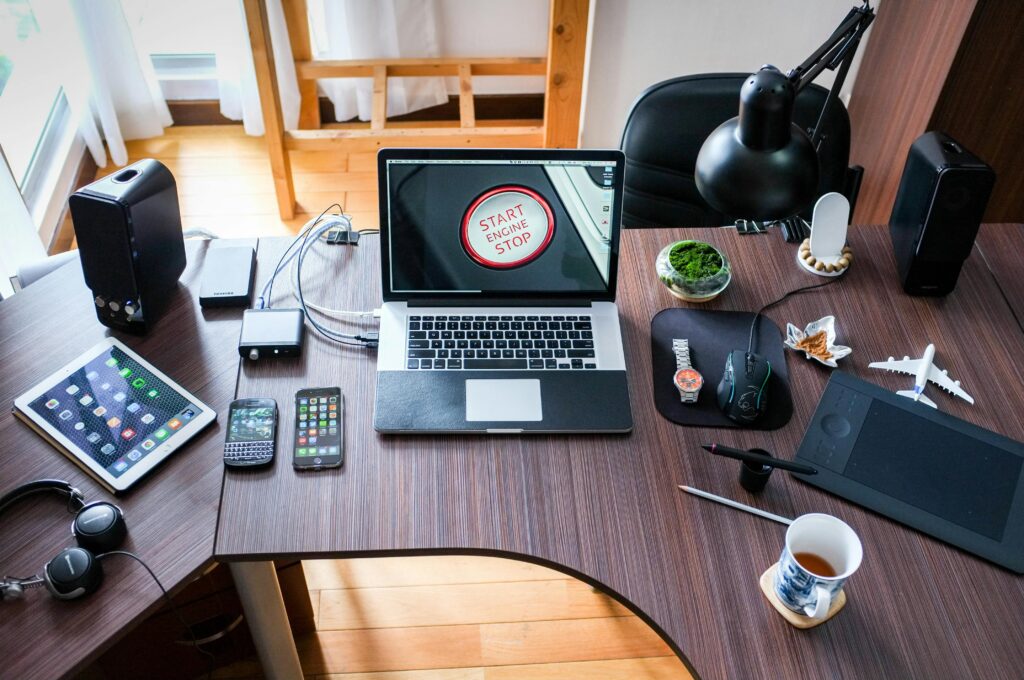 Gadget Drives Human Creativity
