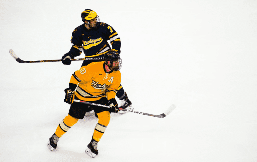 hockey games tonight​