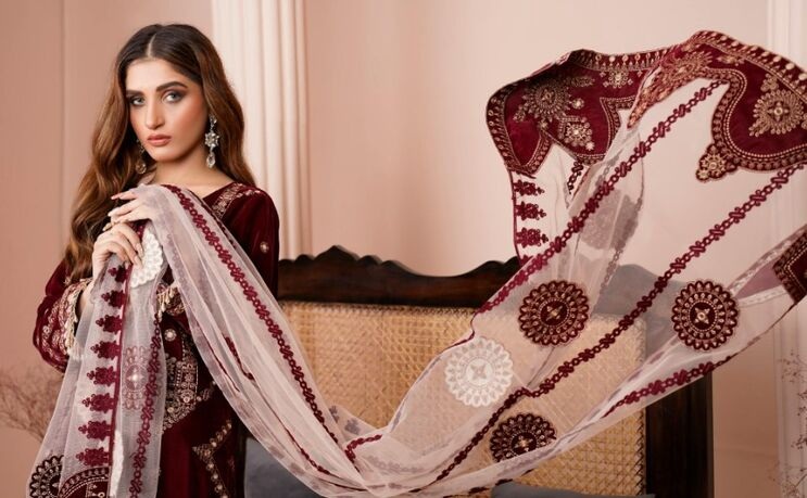 Pakistani Designer Outfits