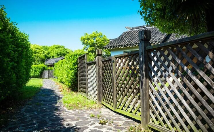 vinyl fencing contractors calgary